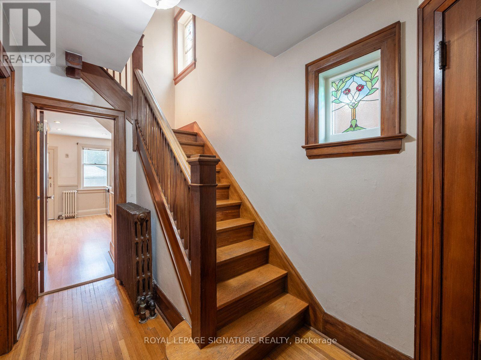 511 DONLANDS AVENUE - Image 4