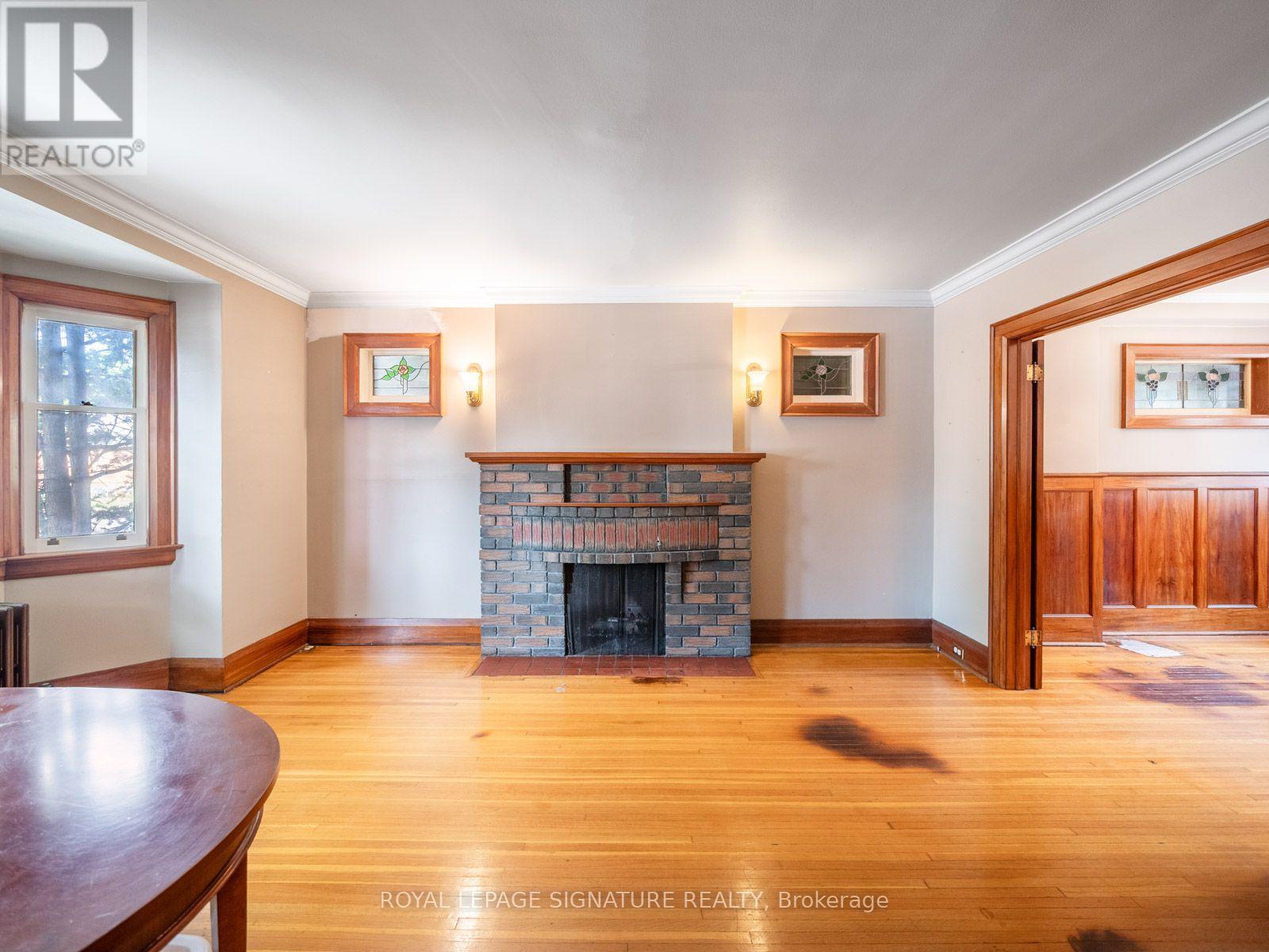 511 DONLANDS AVENUE - Image 5