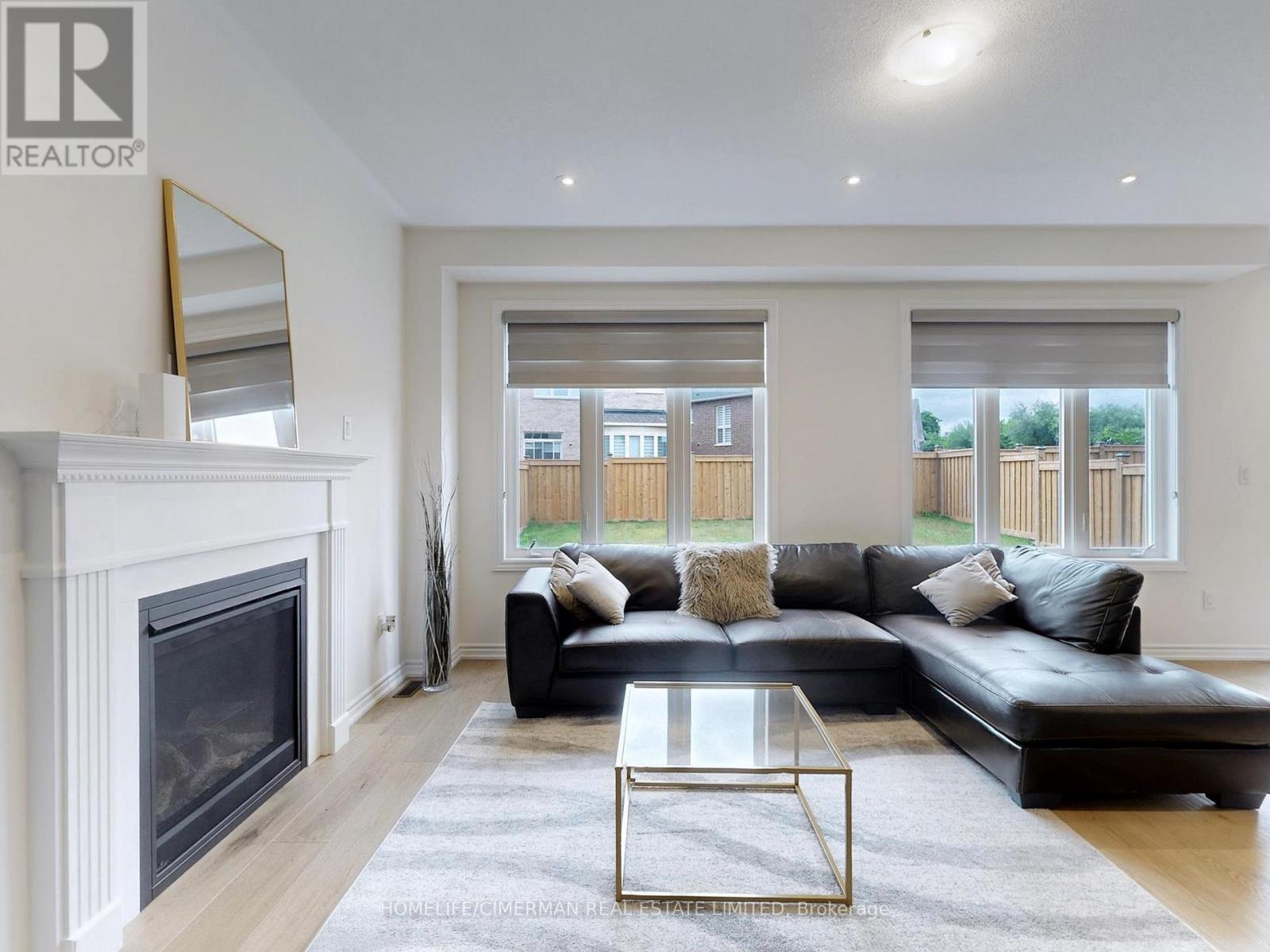 16 MORNINGSTAR AVENUE - 23