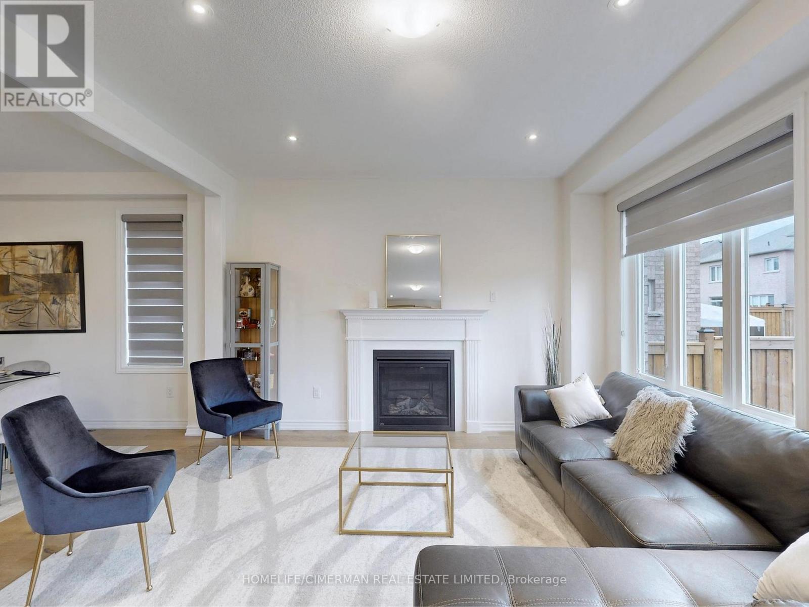 16 MORNINGSTAR AVENUE - 25
