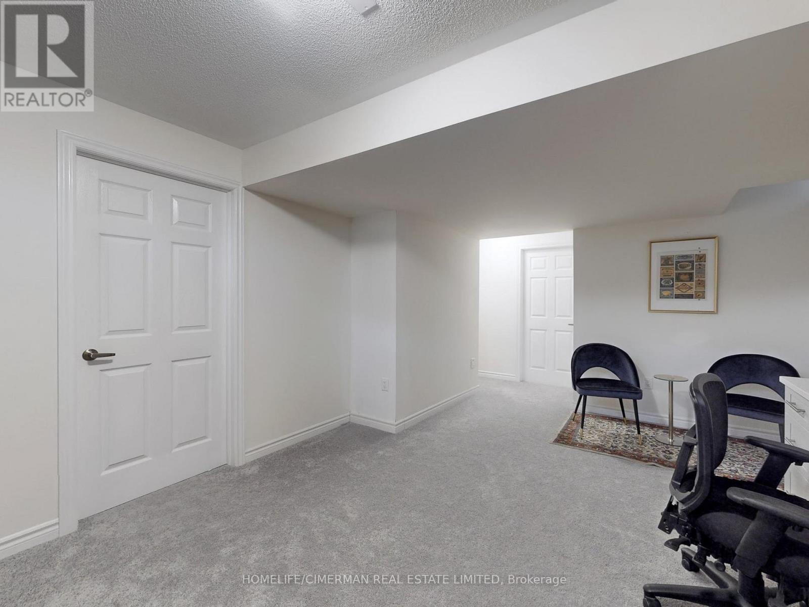 16 MORNINGSTAR AVENUE - 38