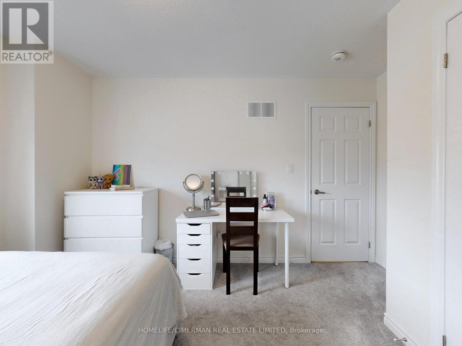 16 MORNINGSTAR AVENUE - 4