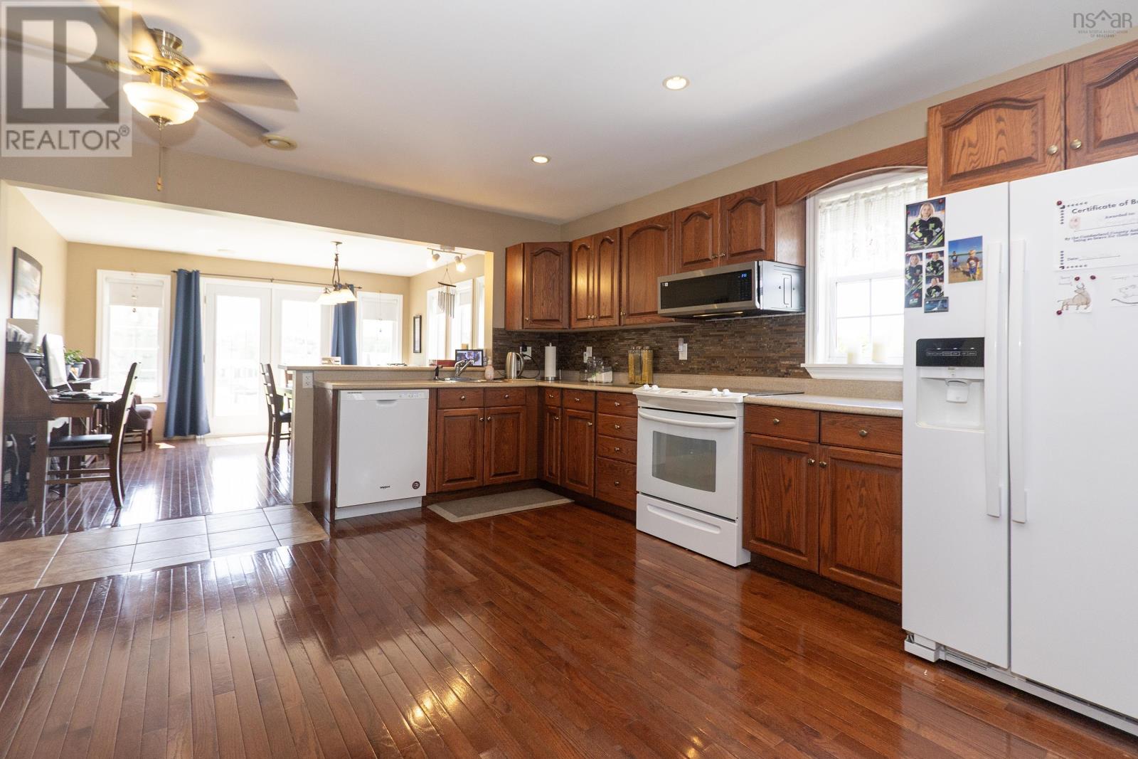 28 Jackson Point Road - 16