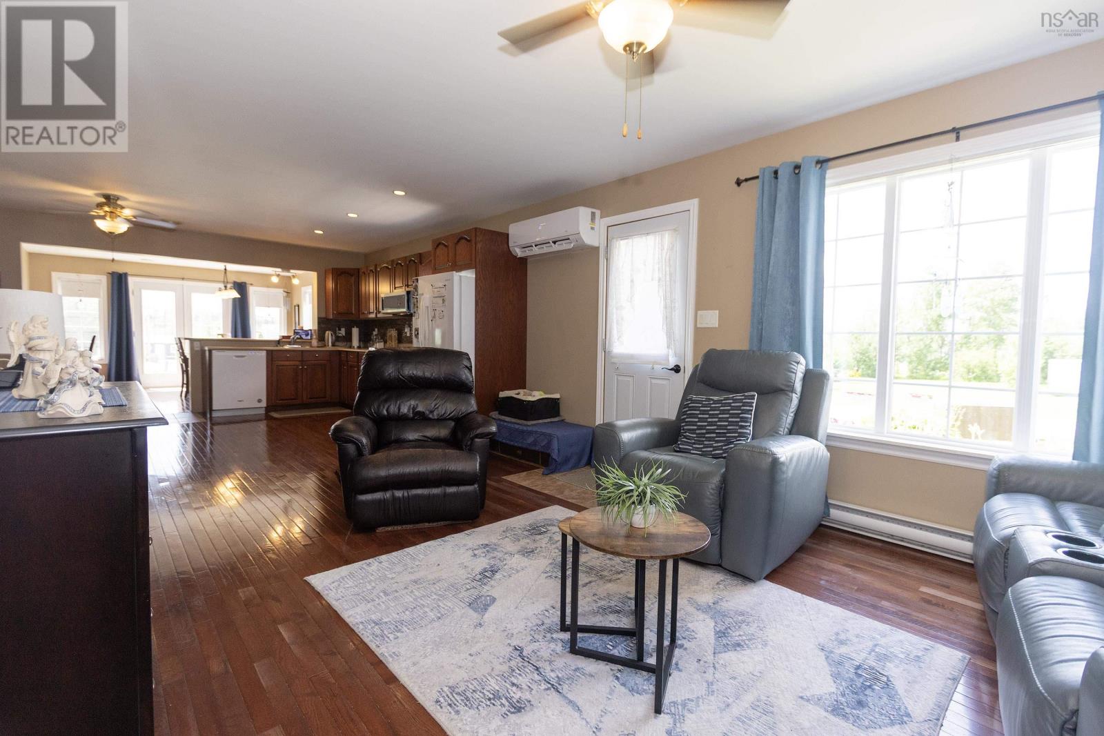 28 Jackson Point Road - 15