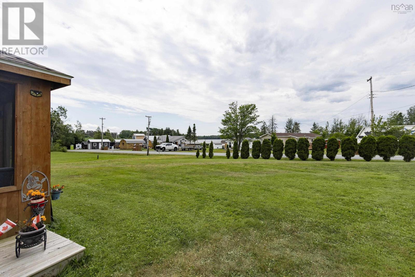 28 Jackson Point Road - 6