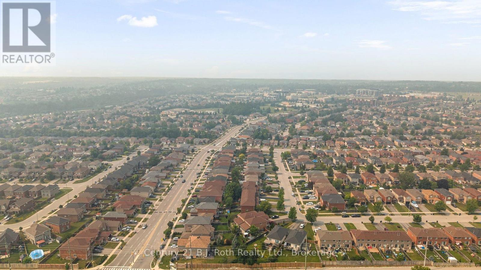 33 COURTNEY CRESCENT - 39