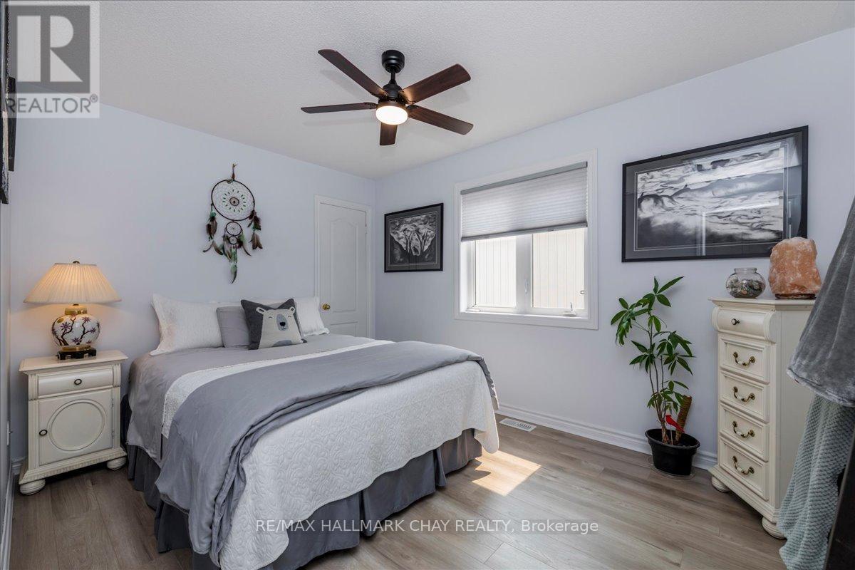 27 BLANCHARD CRESCENT - 11