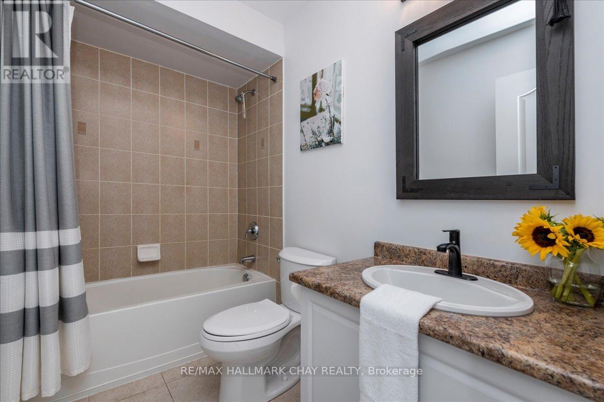 27 BLANCHARD CRESCENT - 12