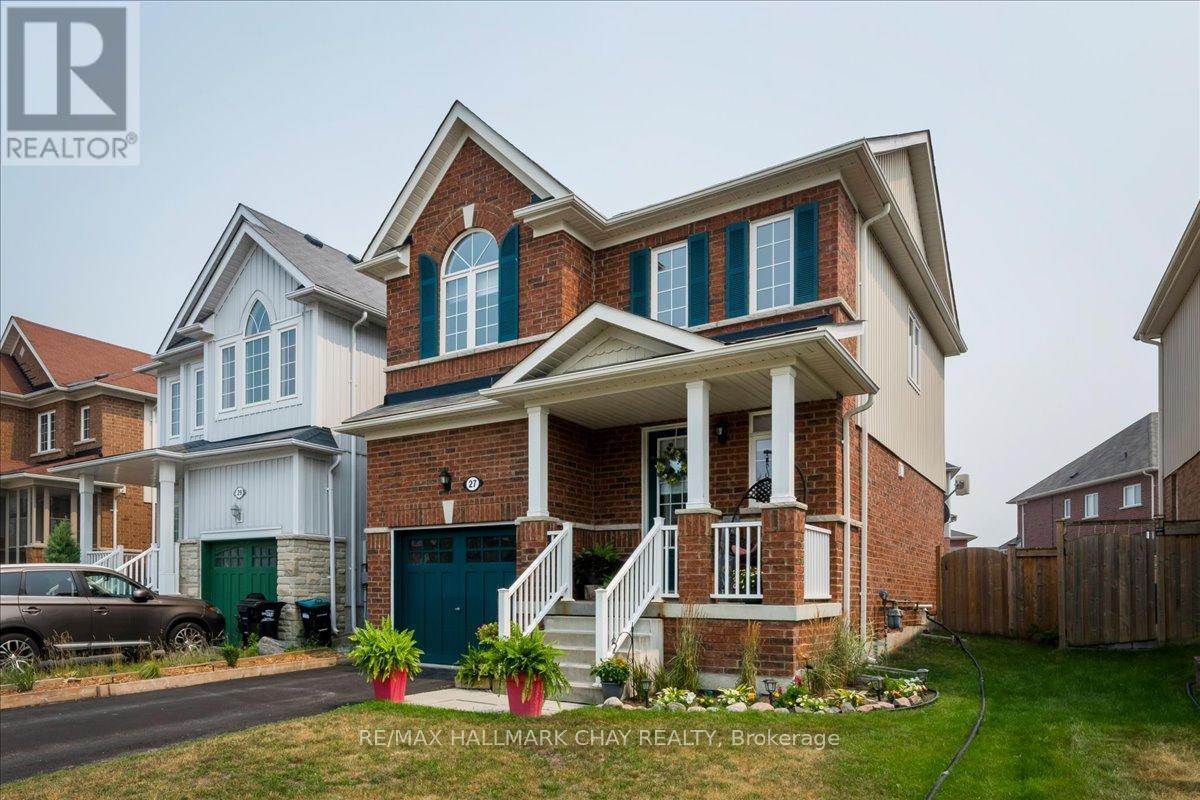 27 BLANCHARD CRESCENT - 19