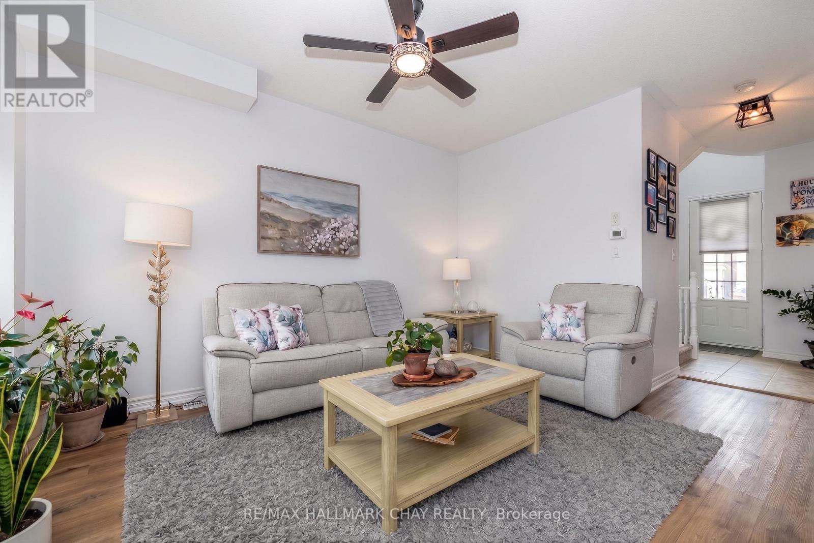 27 BLANCHARD CRESCENT - 3
