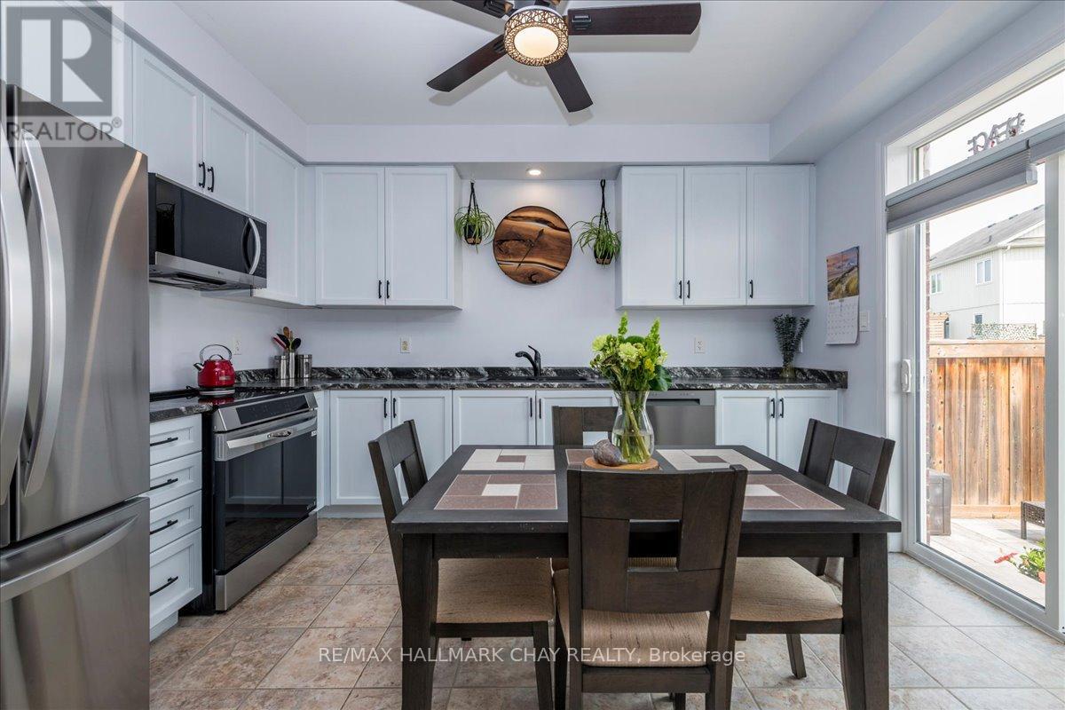 27 BLANCHARD CRESCENT - 6