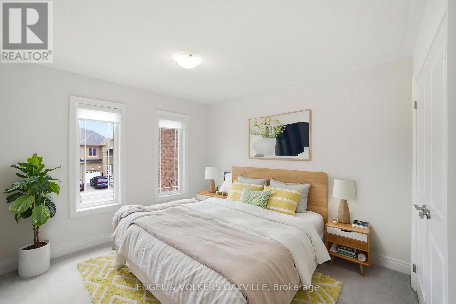 183 SUTHERLAND AVENUE - 14