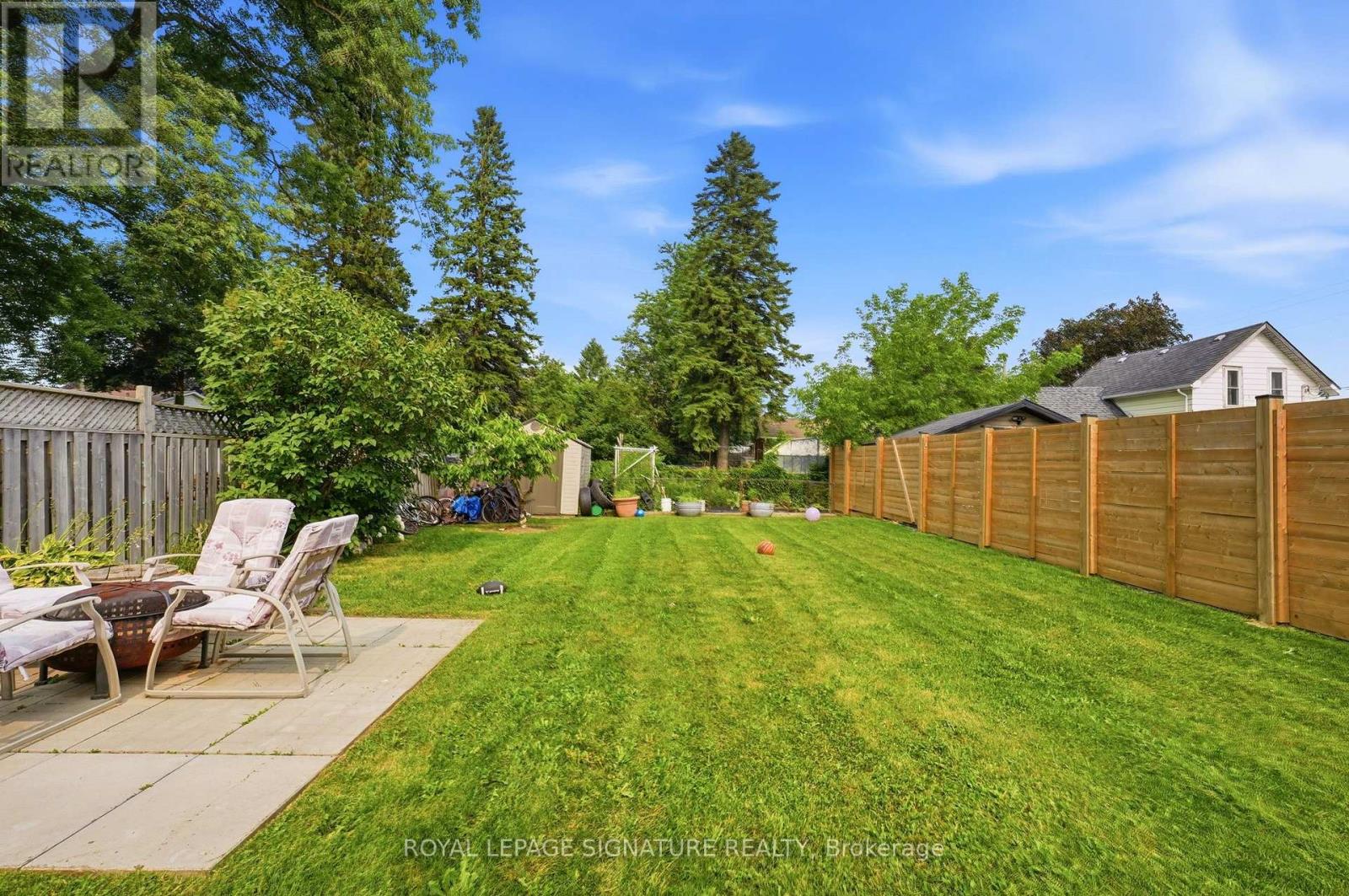 517 VICTORIA STREET - 31