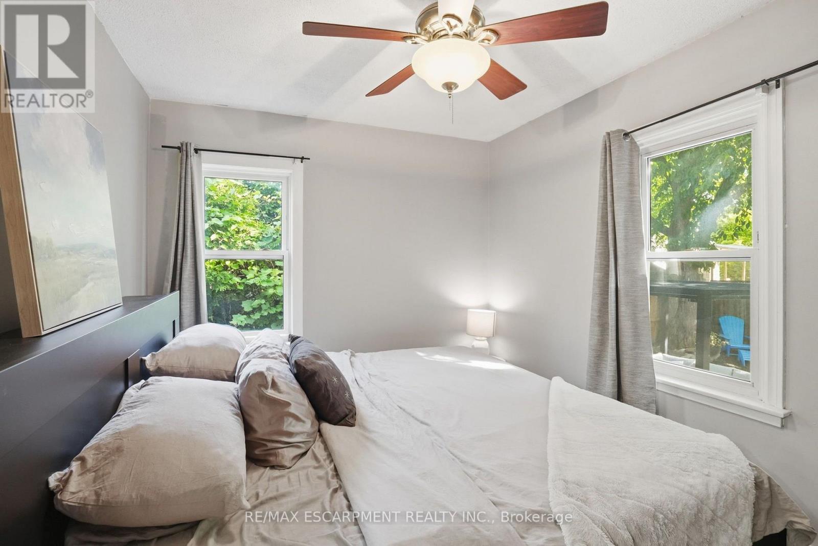 613 CLARK AVENUE - 11