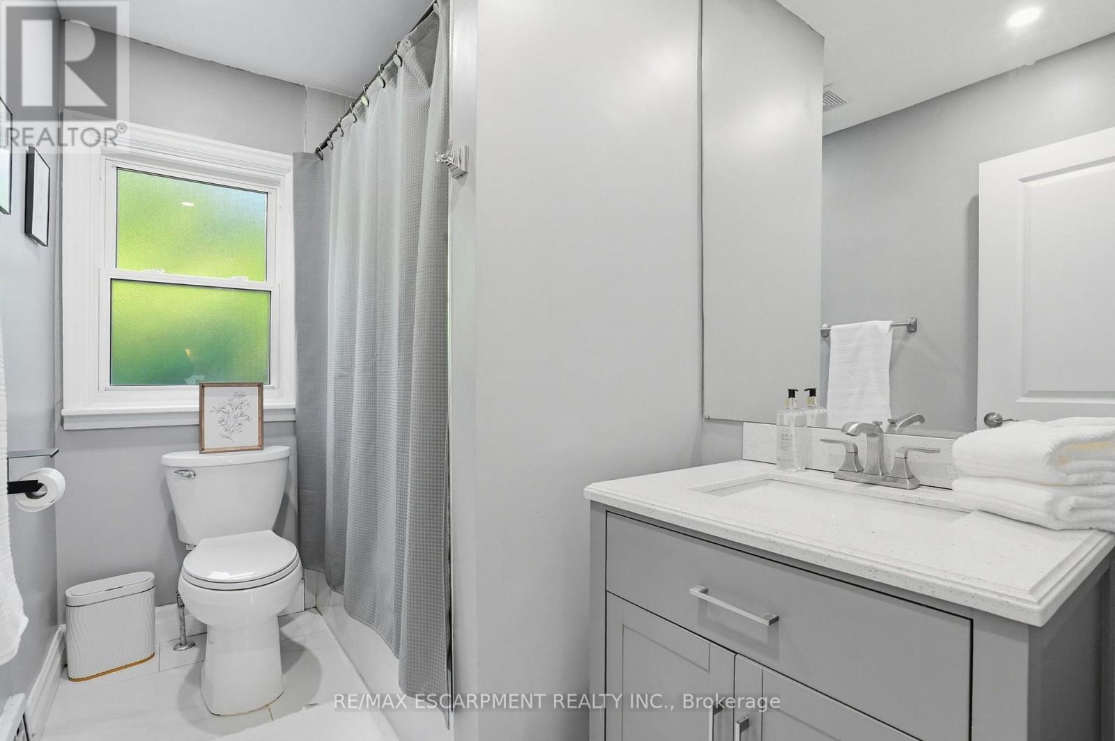 613 CLARK AVENUE - 13