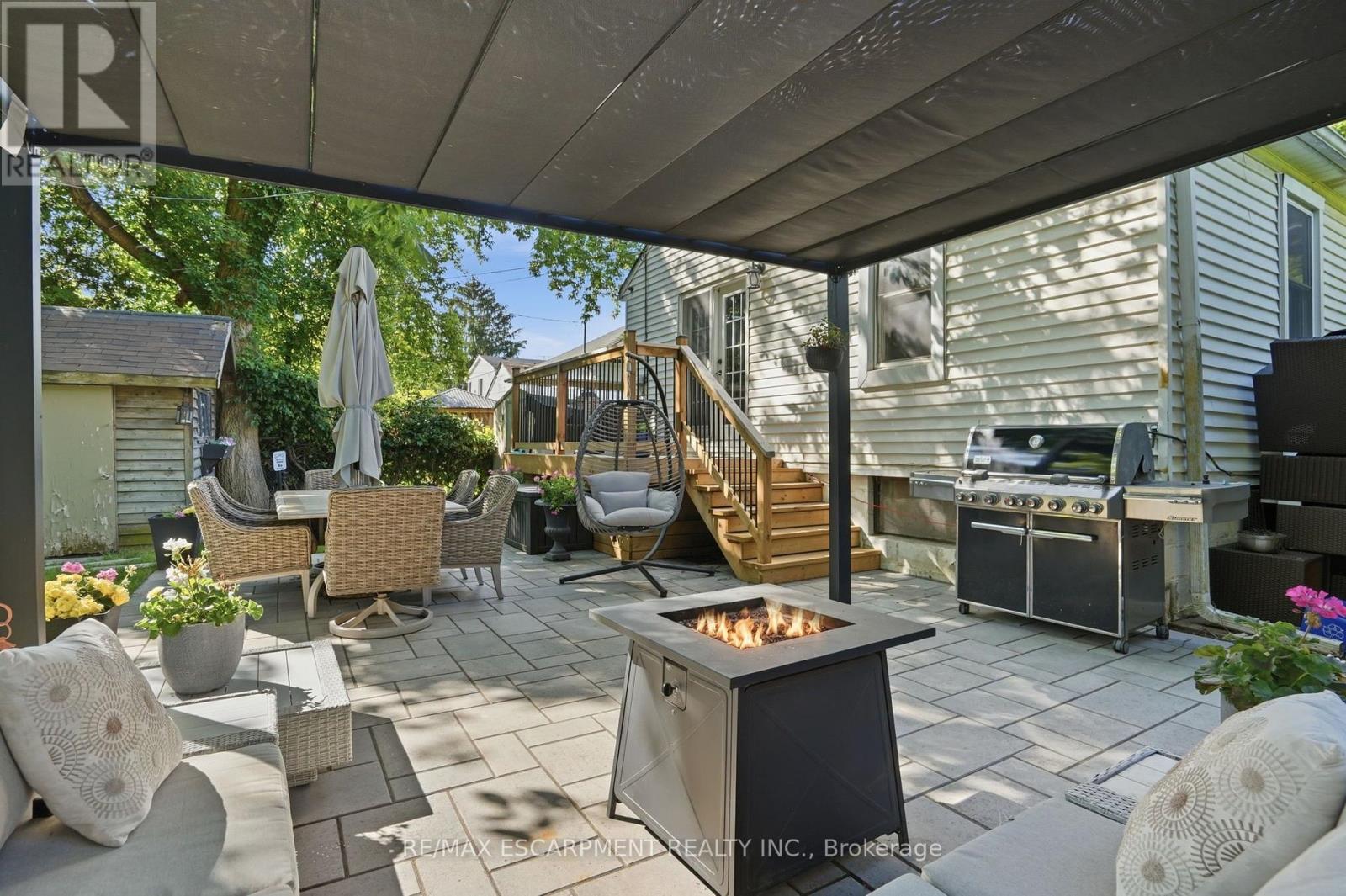 613 CLARK AVENUE - 25