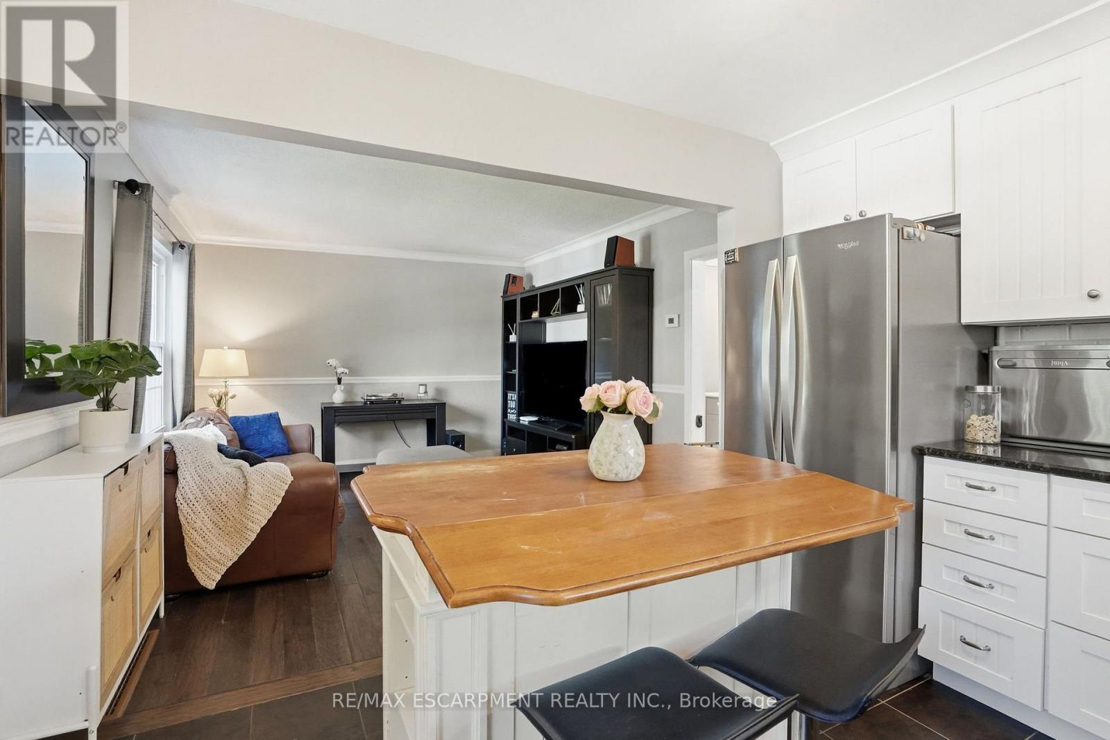 613 CLARK AVENUE - 9