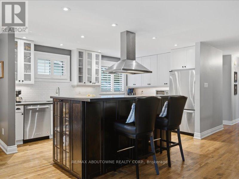 2501 YARMOUTH CRESCENT - Image 13