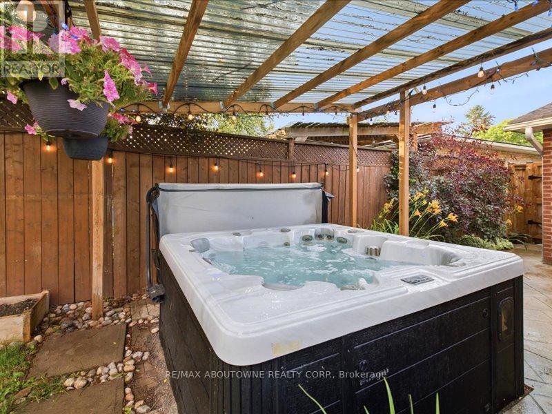 2501 YARMOUTH CRESCENT - Image 45