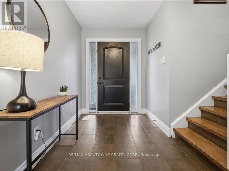 2501 YARMOUTH CRESCENT - Image 6