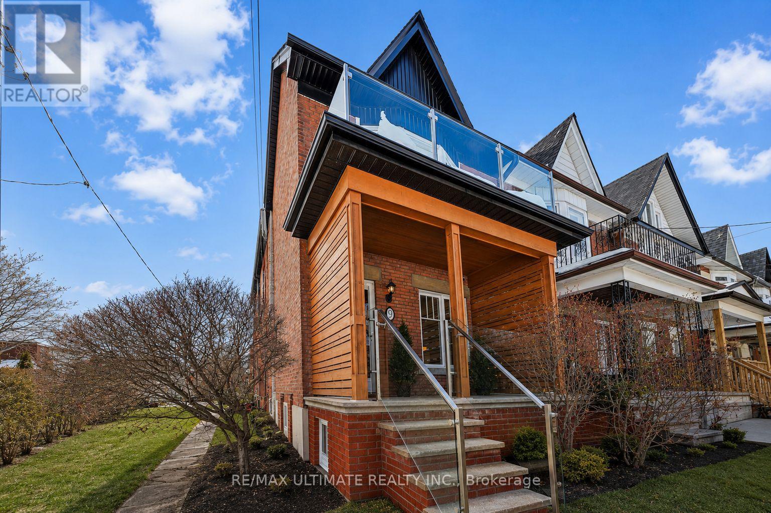 Photo of 9 Southview Avenue