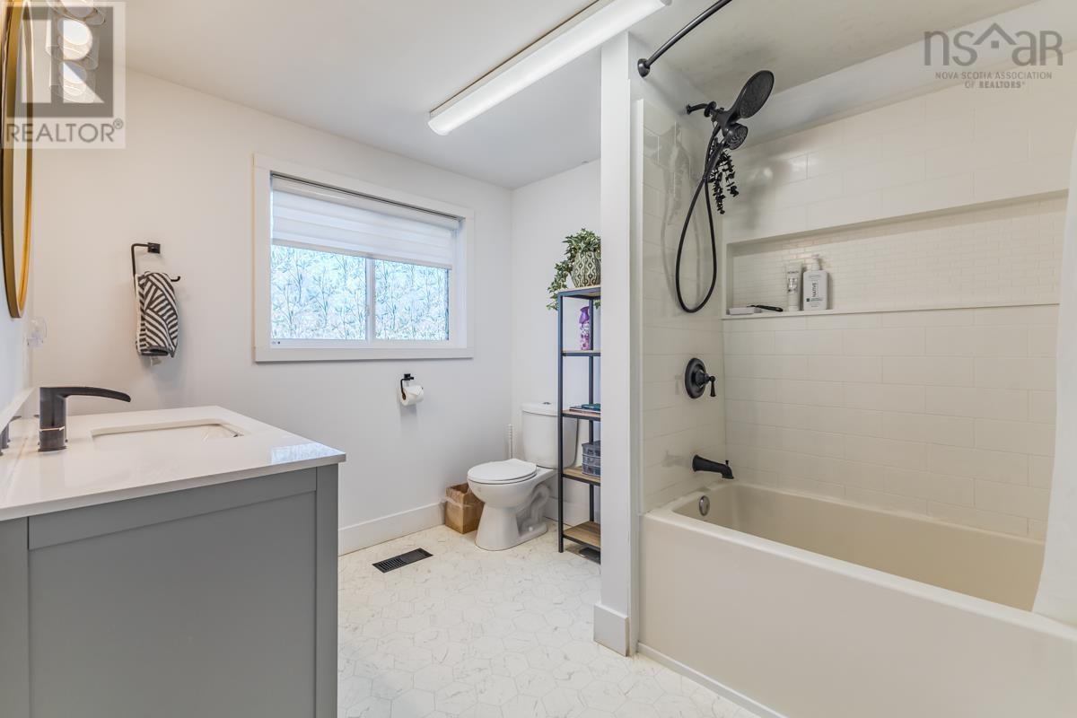 239 LITTLE DYKE Road - 23