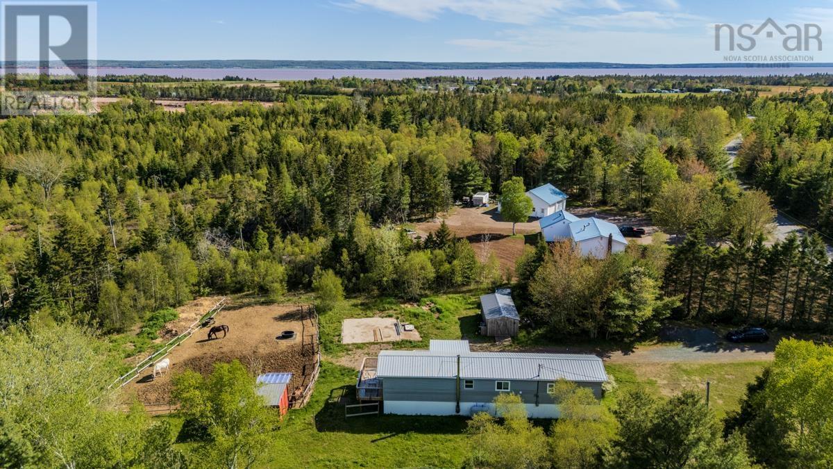 239 LITTLE DYKE Road - 38