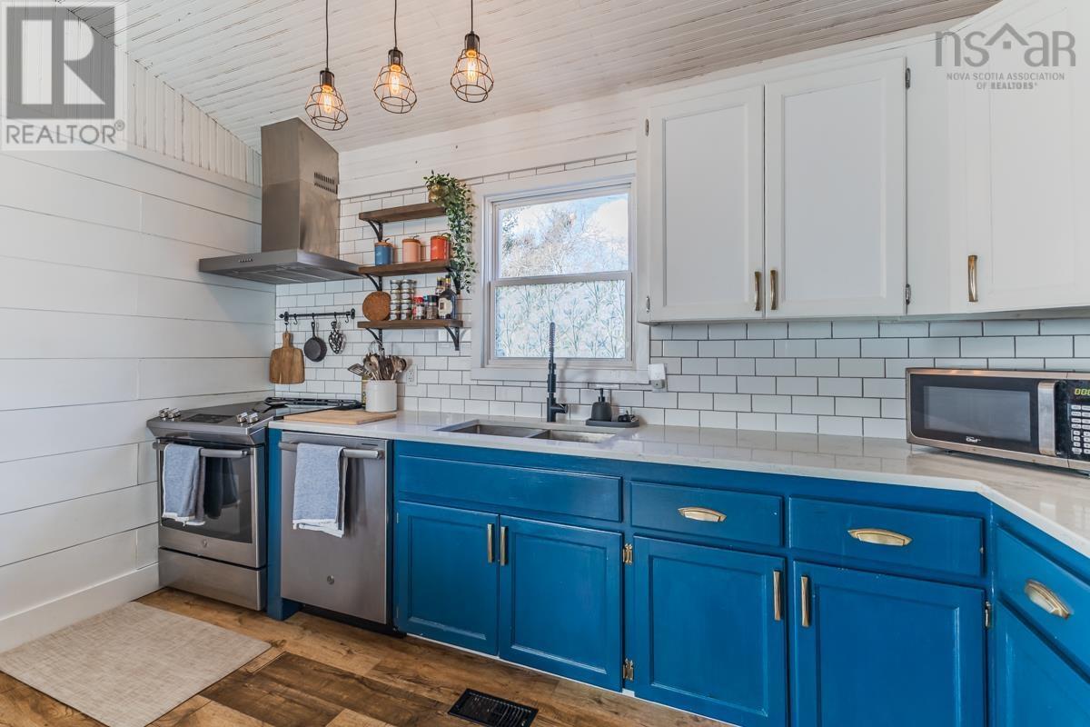 239 LITTLE DYKE Road - 15
