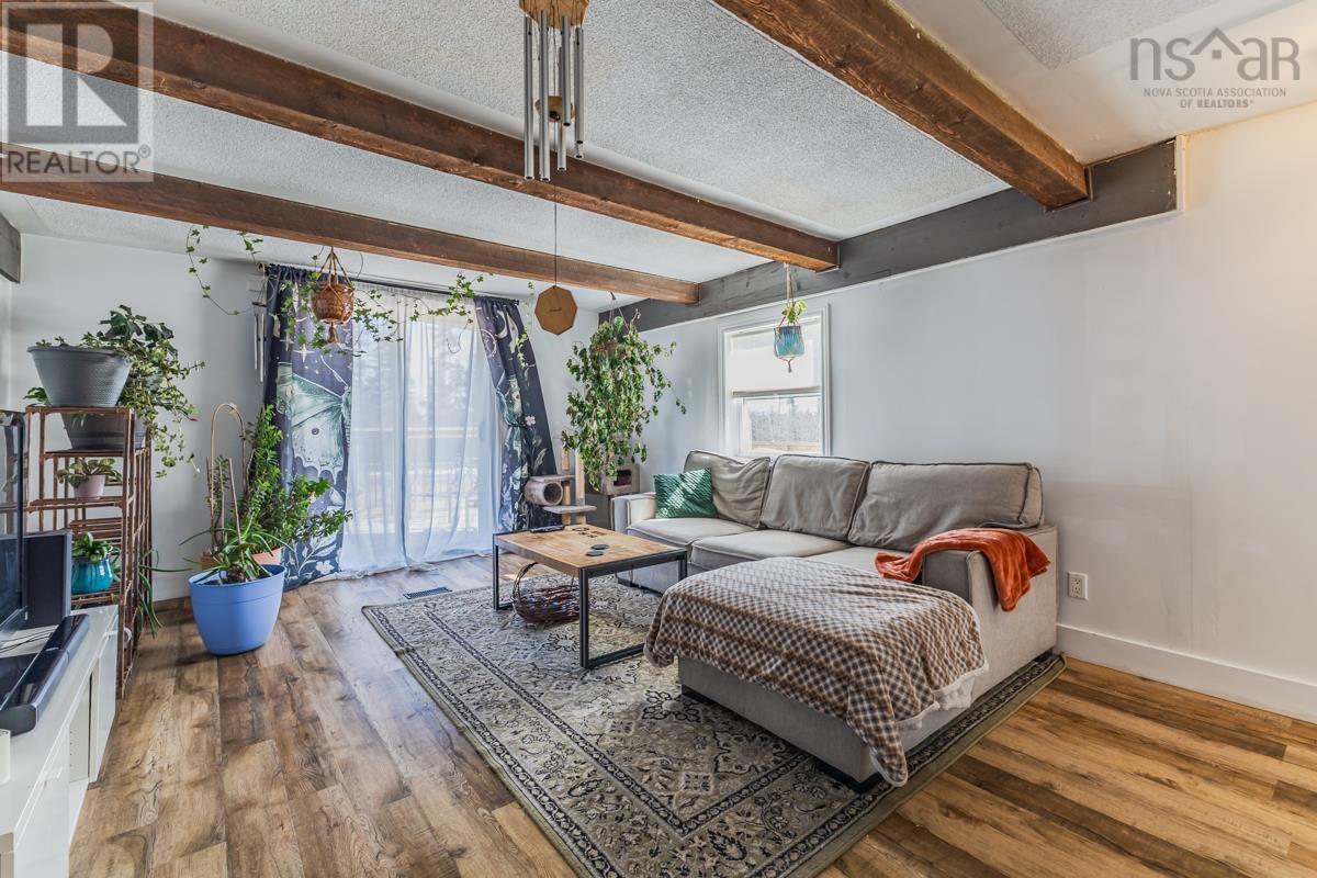 239 LITTLE DYKE Road - 7