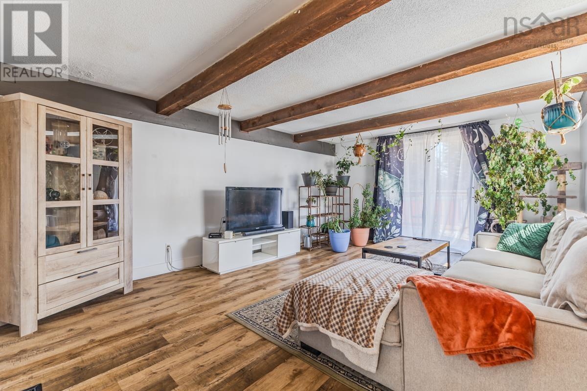 239 LITTLE DYKE Road - 6