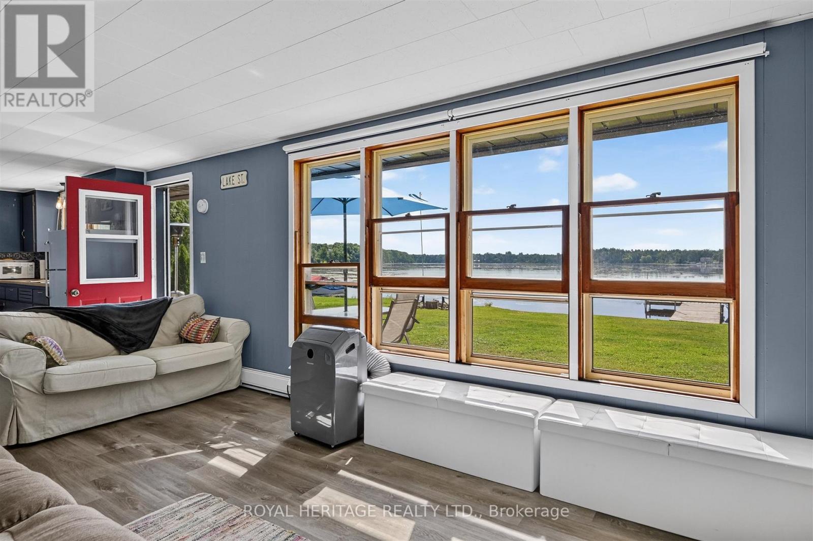 100 CLEARVIEW DRIVE - 28