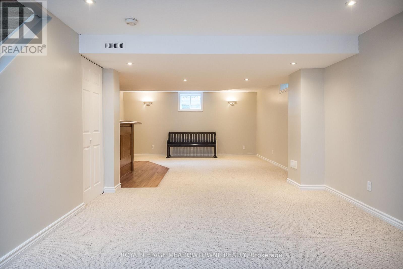 23 BAGGS CRESCENT - 32