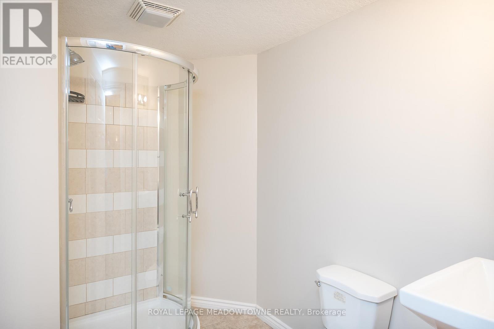 23 BAGGS CRESCENT - 35