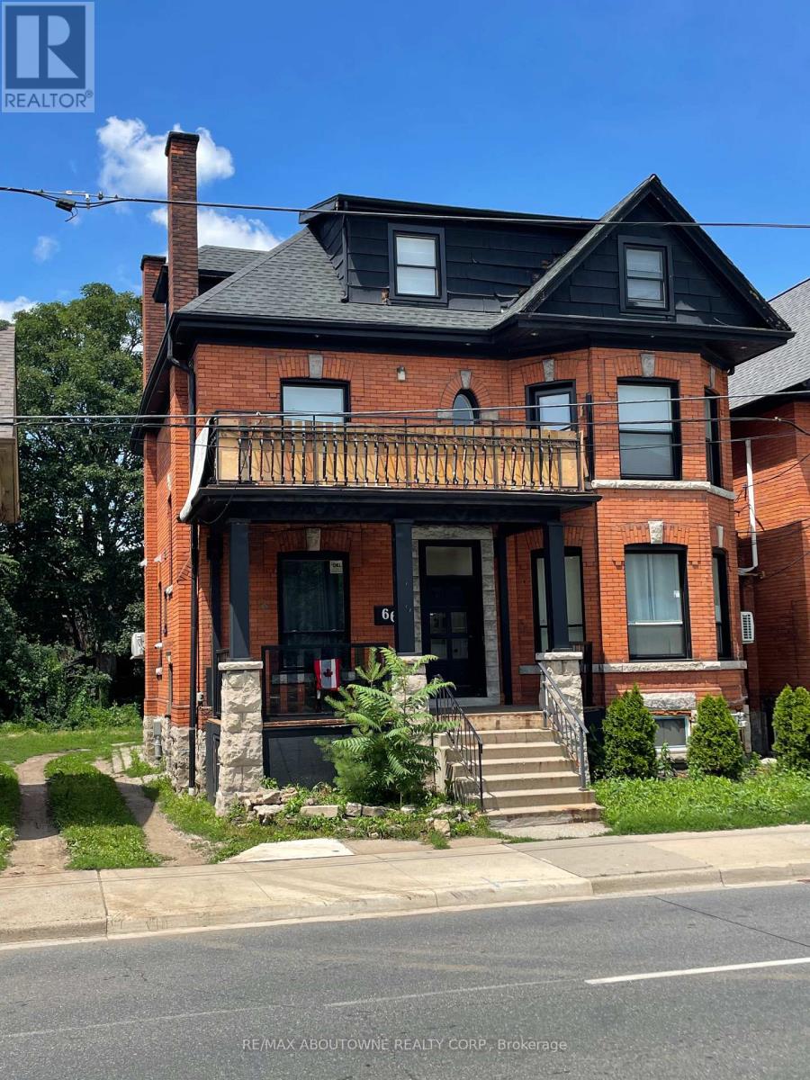 66 WELLINGTON STREET S - 1