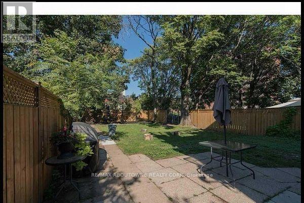 66 WELLINGTON STREET S - 3