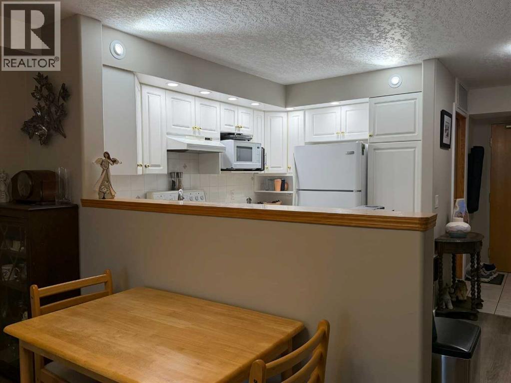 #327 4805 45 Street - 24