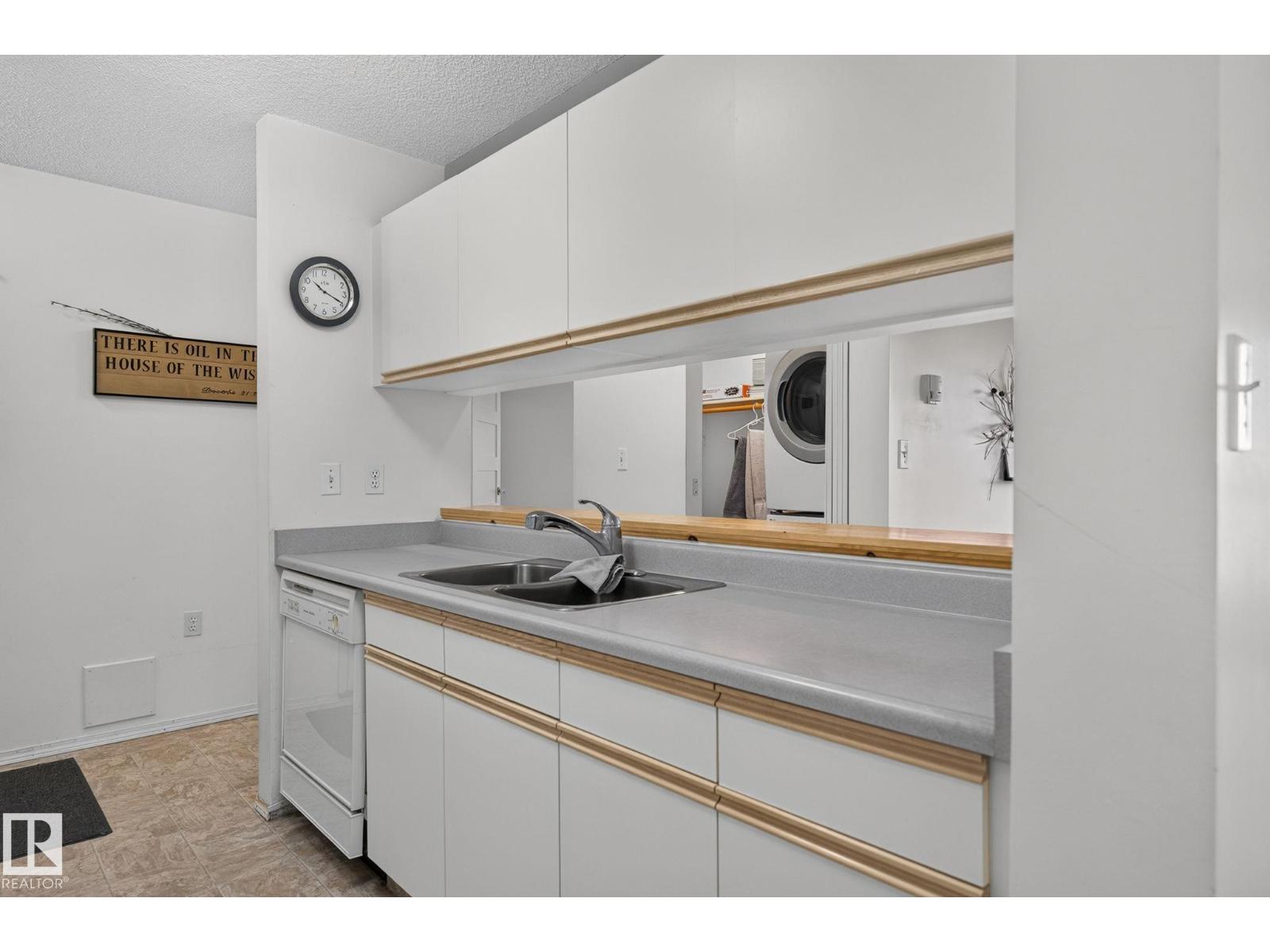 #414 10636 120 ST NW - 11