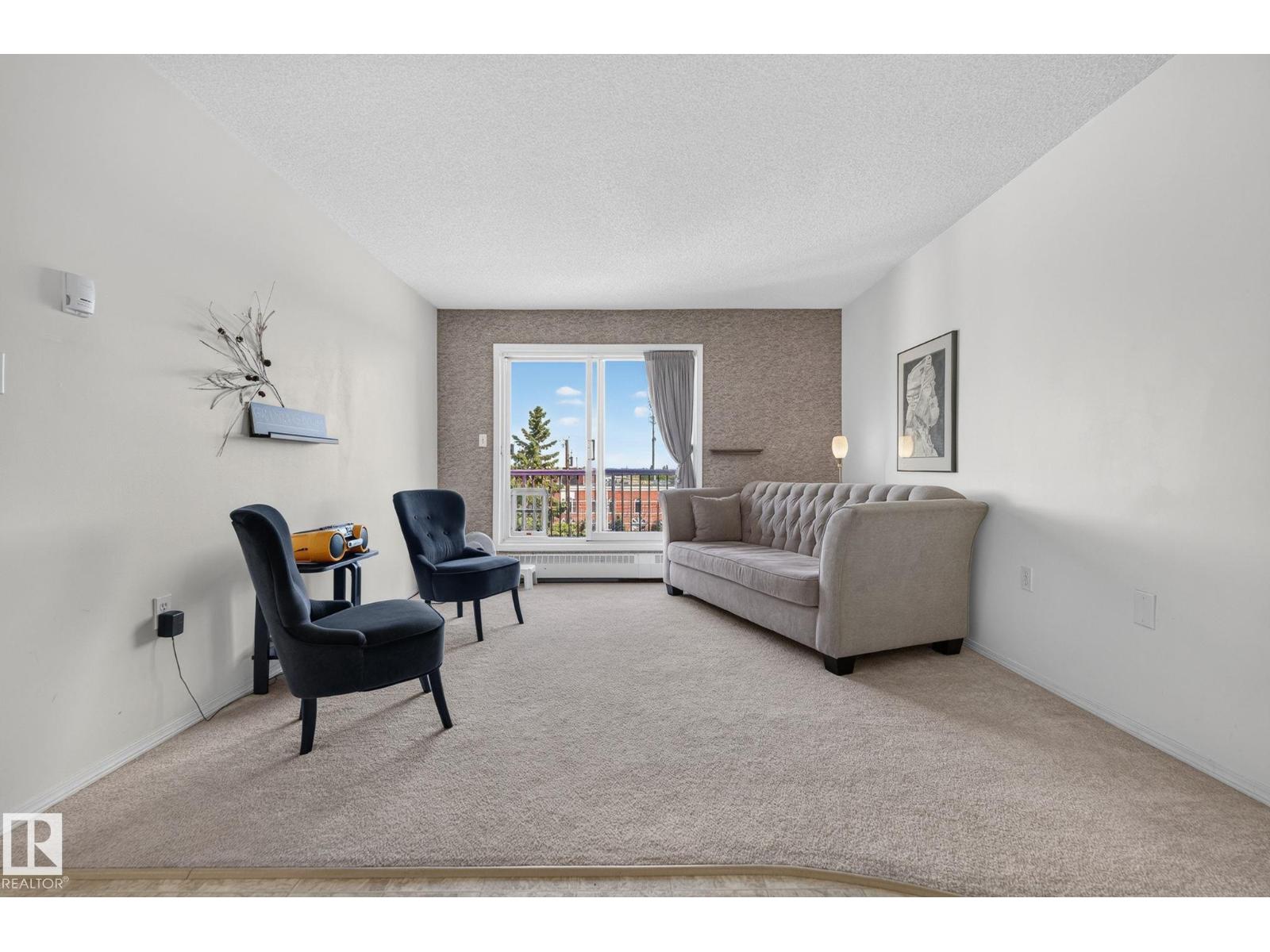 #414 10636 120 ST NW - 18