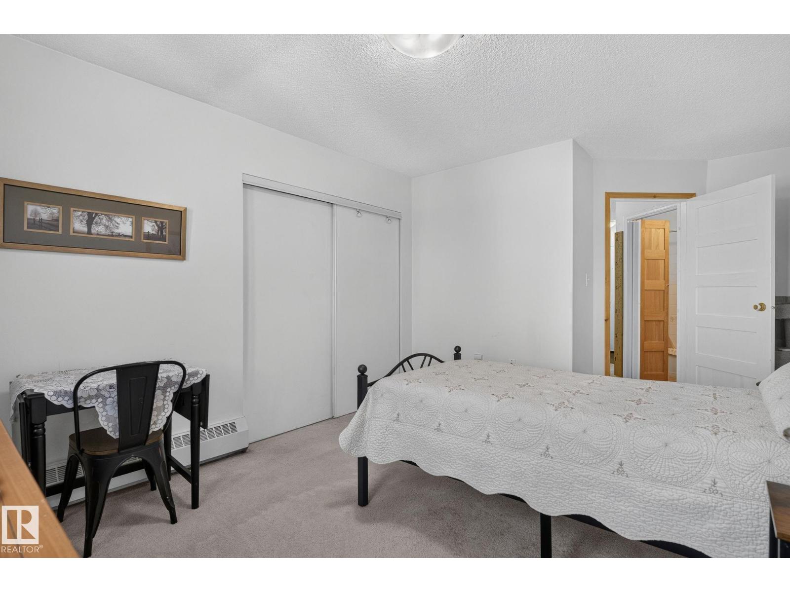 #414 10636 120 ST NW - 36