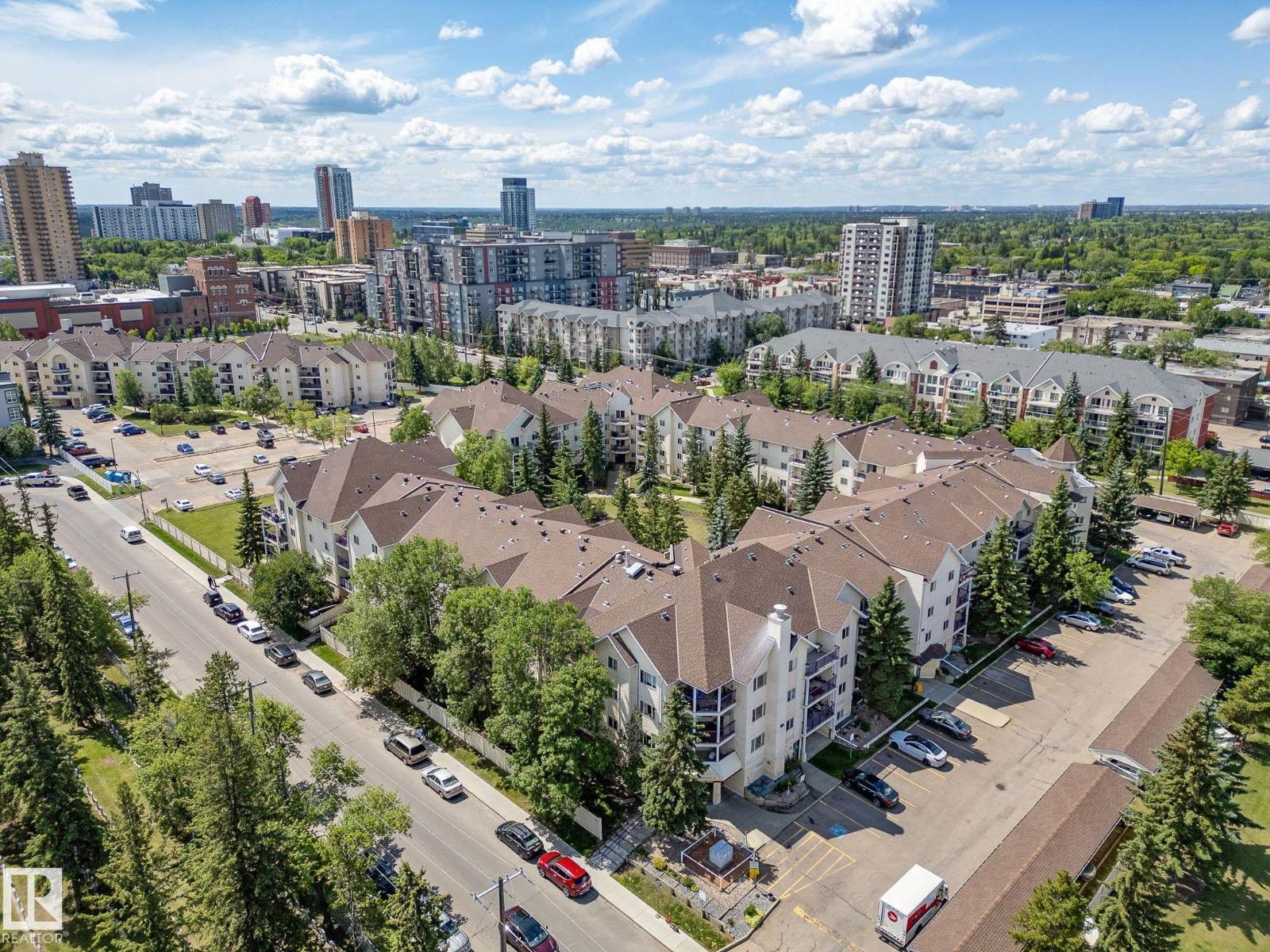 #414 10636 120 ST NW - 38