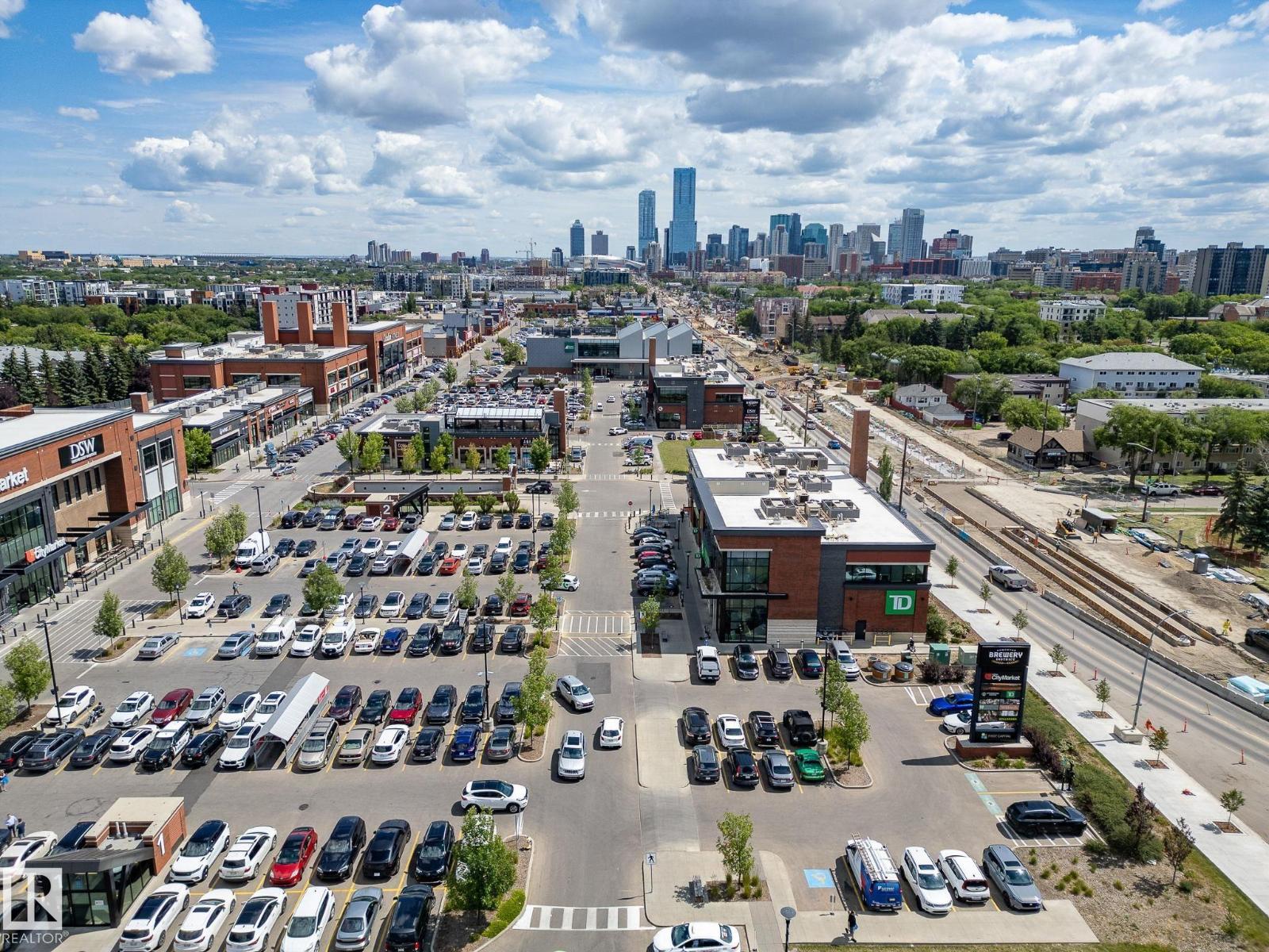 #414 10636 120 ST NW - 44