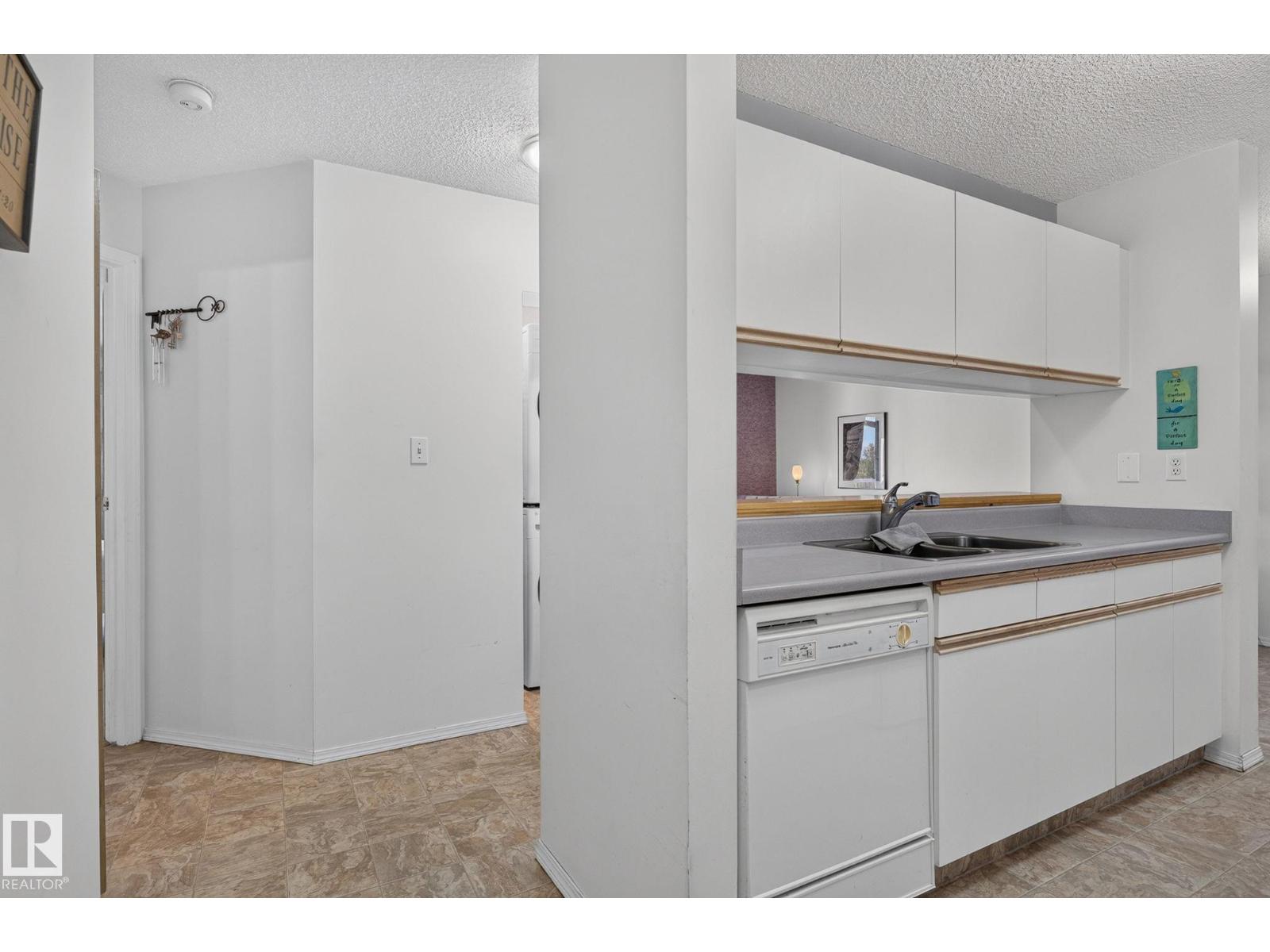 #414 10636 120 ST NW - 6