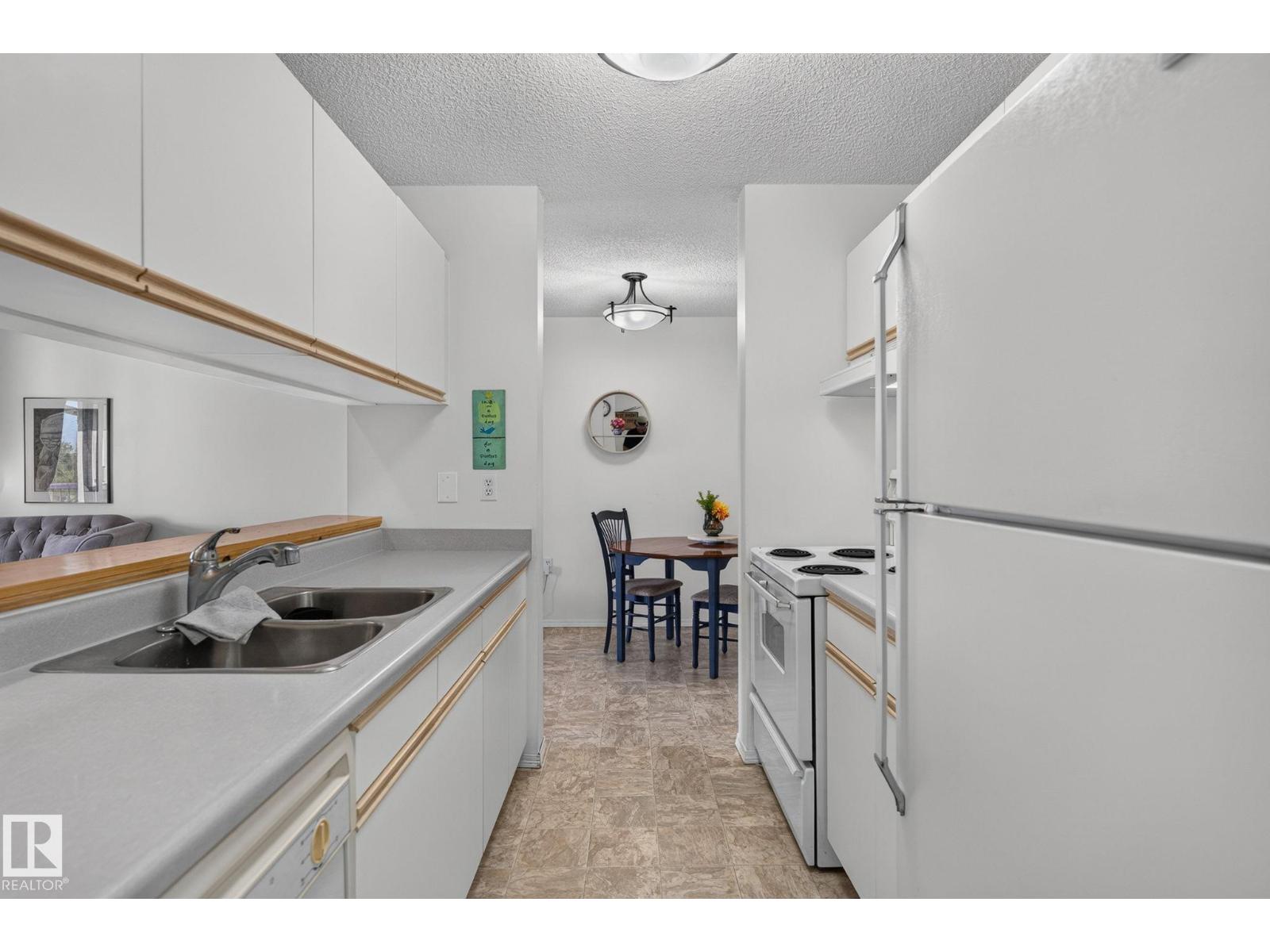 #414 10636 120 ST NW - 8