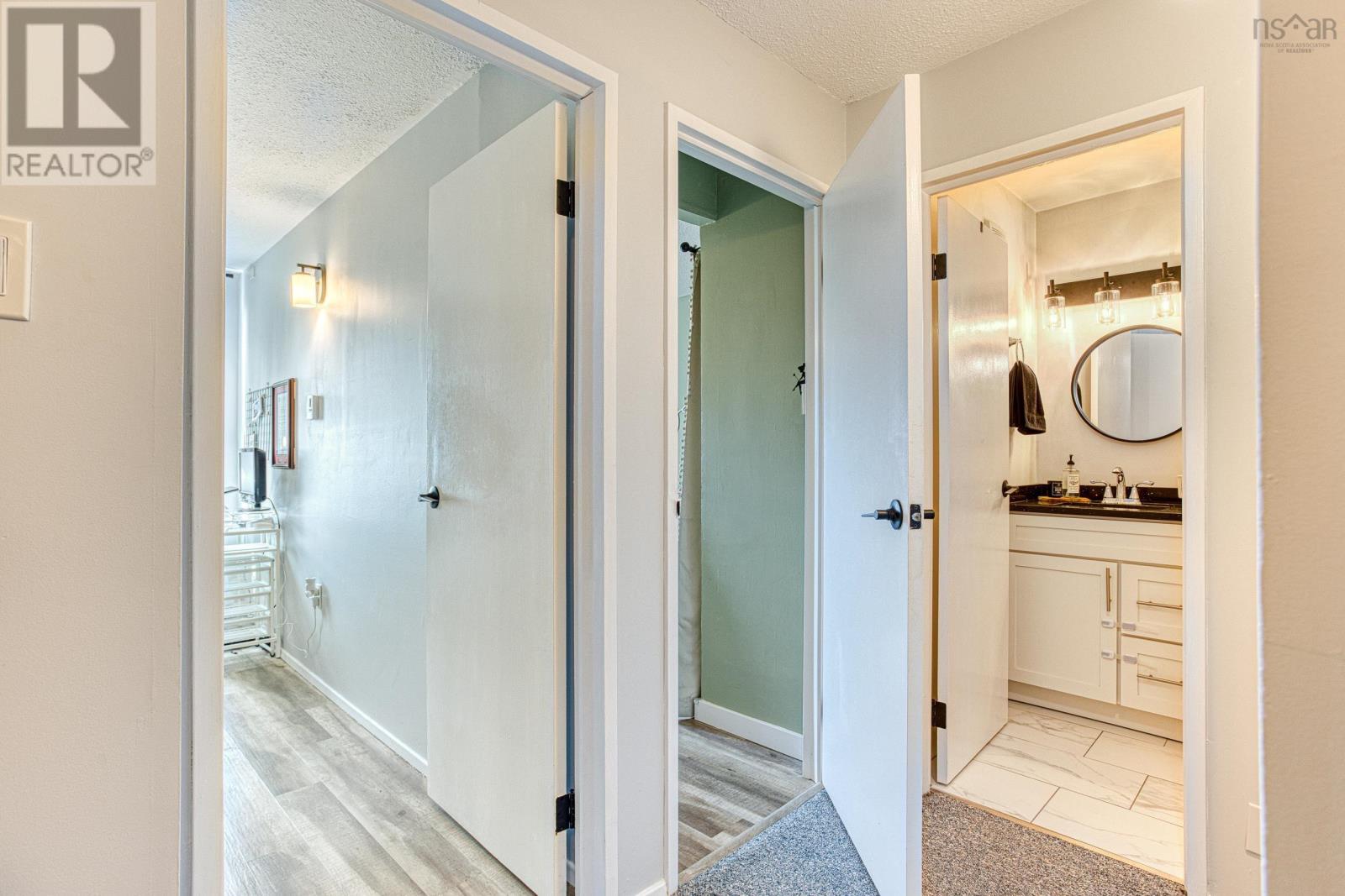 5513 Sentinel Square - 23