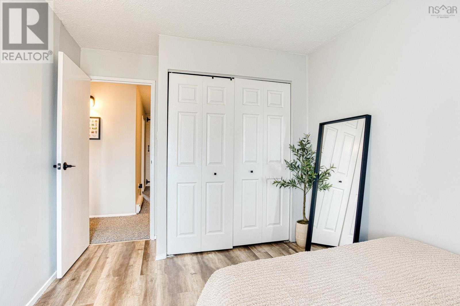 5513 Sentinel Square - 25