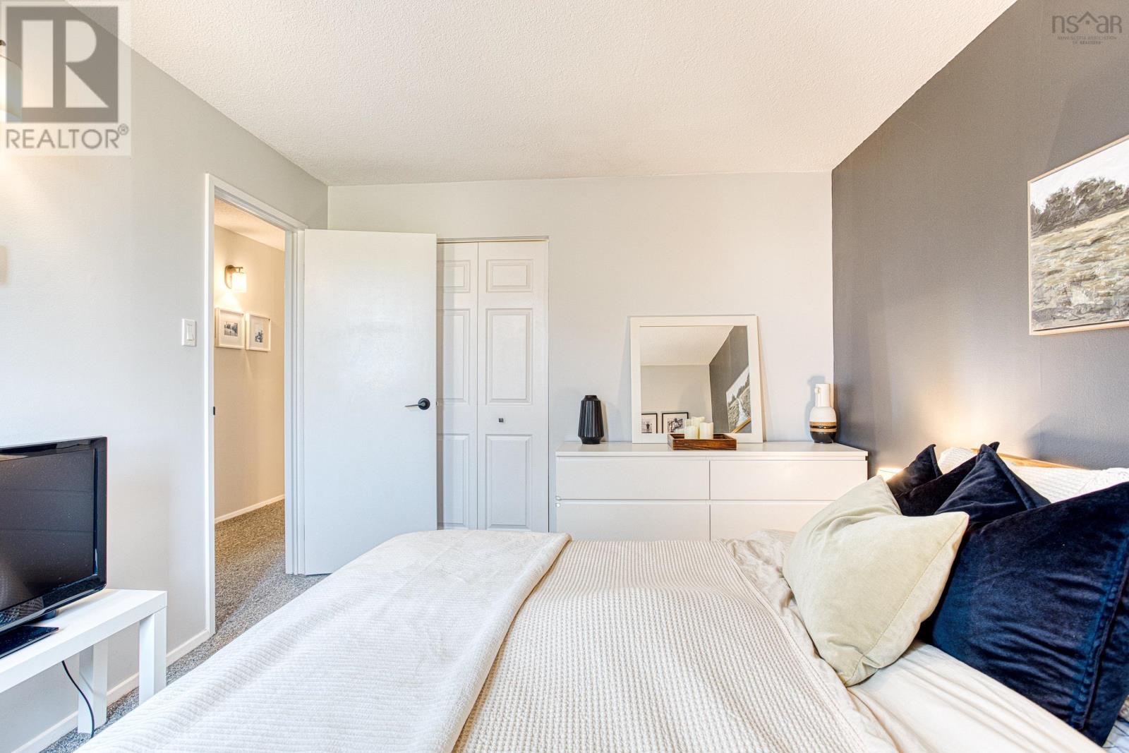 5513 Sentinel Square - 22