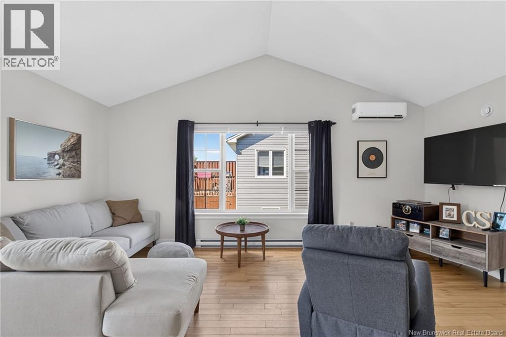 93 Jeannette - 12