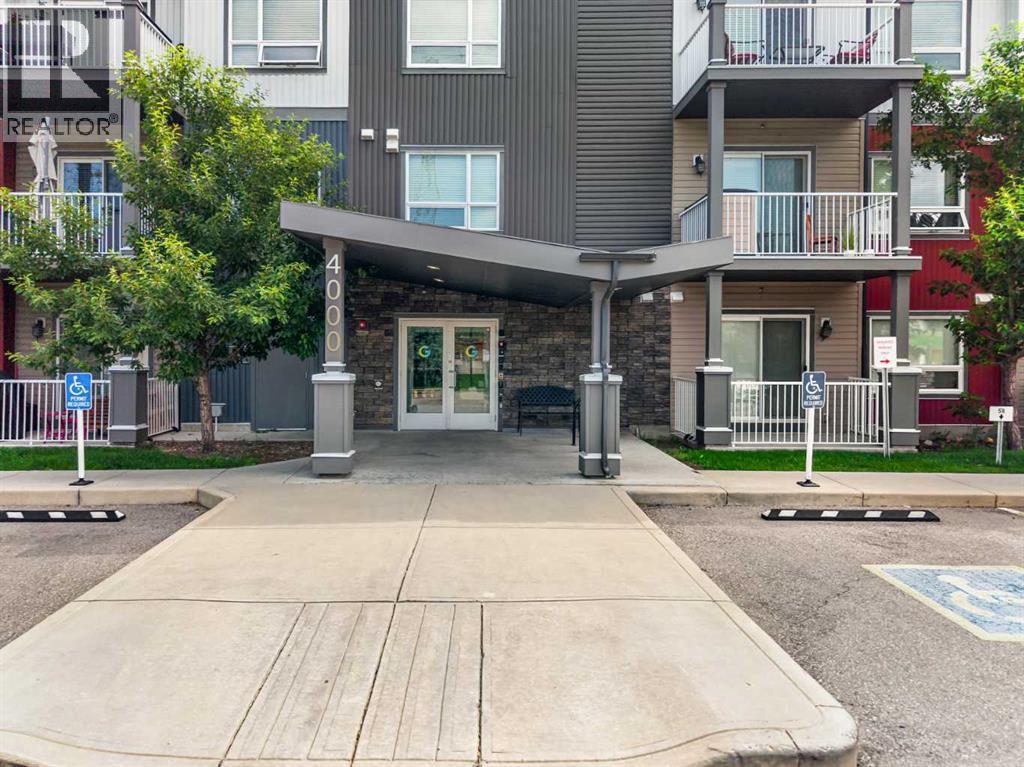 #4311 5305 32 Avenue SW - 26