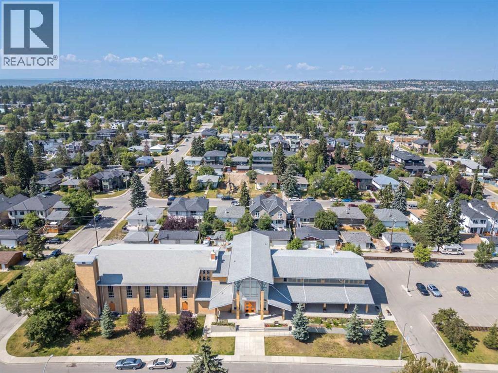 #4311 5305 32 Avenue SW - 44