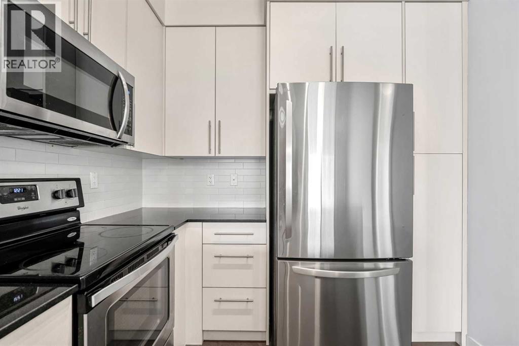 #4311 5305 32 Avenue SW - 12